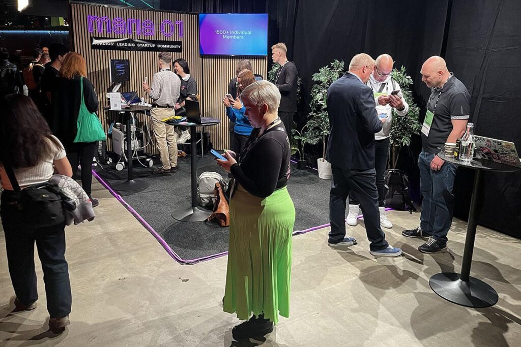 Startupit ovat uusia, usein innovaatiokeskeisiä yrityksiä, jotka tarvitsevat pääomaa ja tukea aloittaakseen kasvunsa.